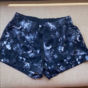 Lululemon Spring Break Away II shorts